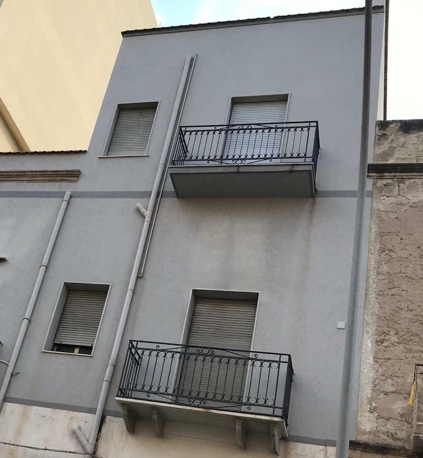 Appartamento Le Tre Rose Trapani Exterior foto